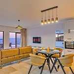 Goekseki 2 Bedroom Seaview With Private Pool Hot Tub Kas